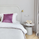 Лавсит кровать из белого бархата