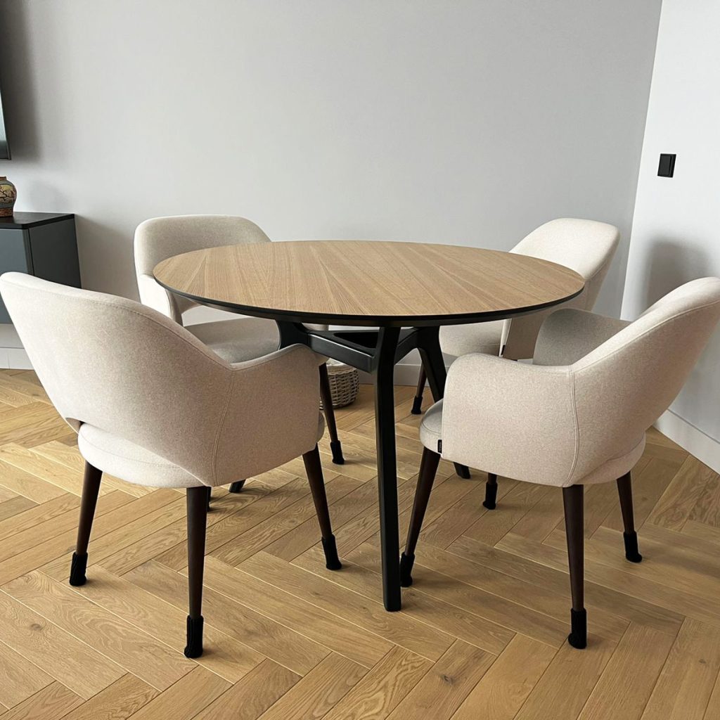 Стул с подлокотниками Рольф в интерьере. Фото 9