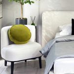 Кресло белое букле