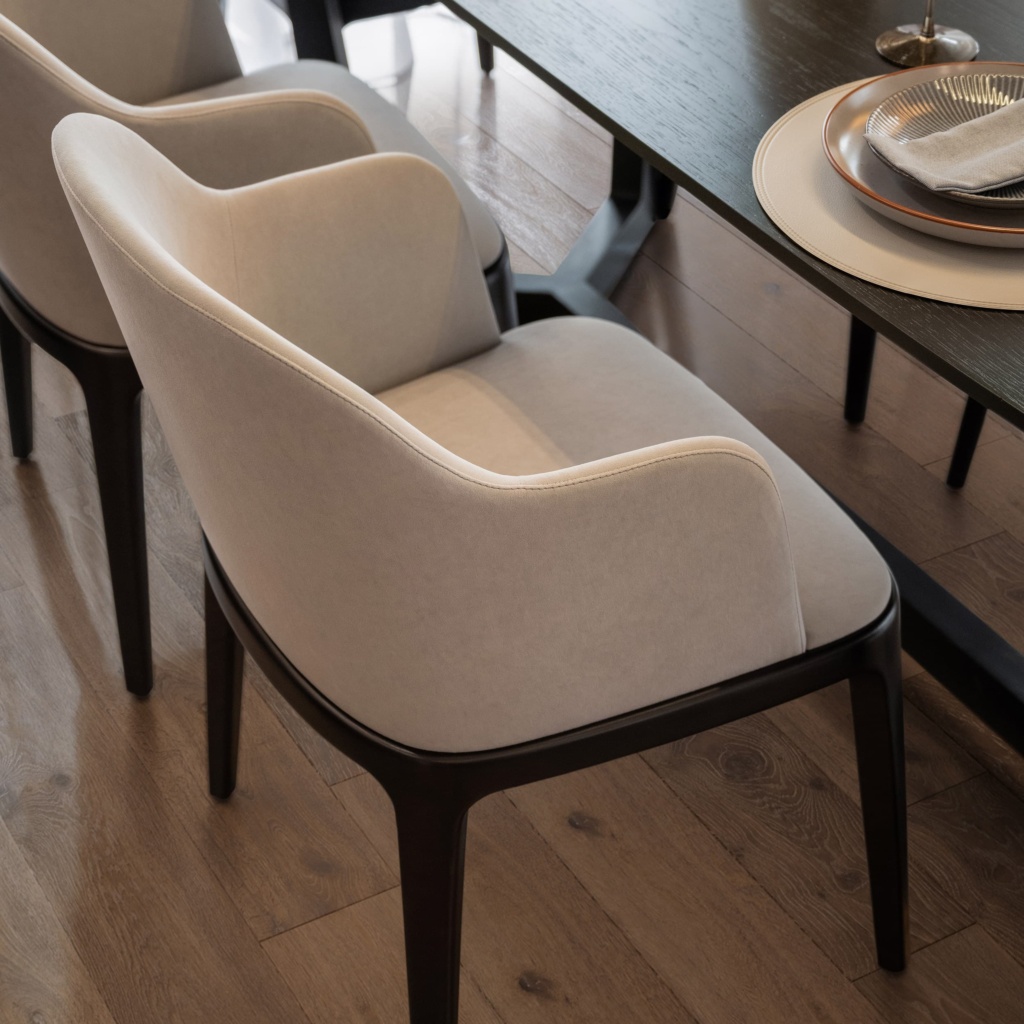 Дизайнерское полукресло Грей в интерьере в обивке: Vektor Leonardo 13. Фото 2