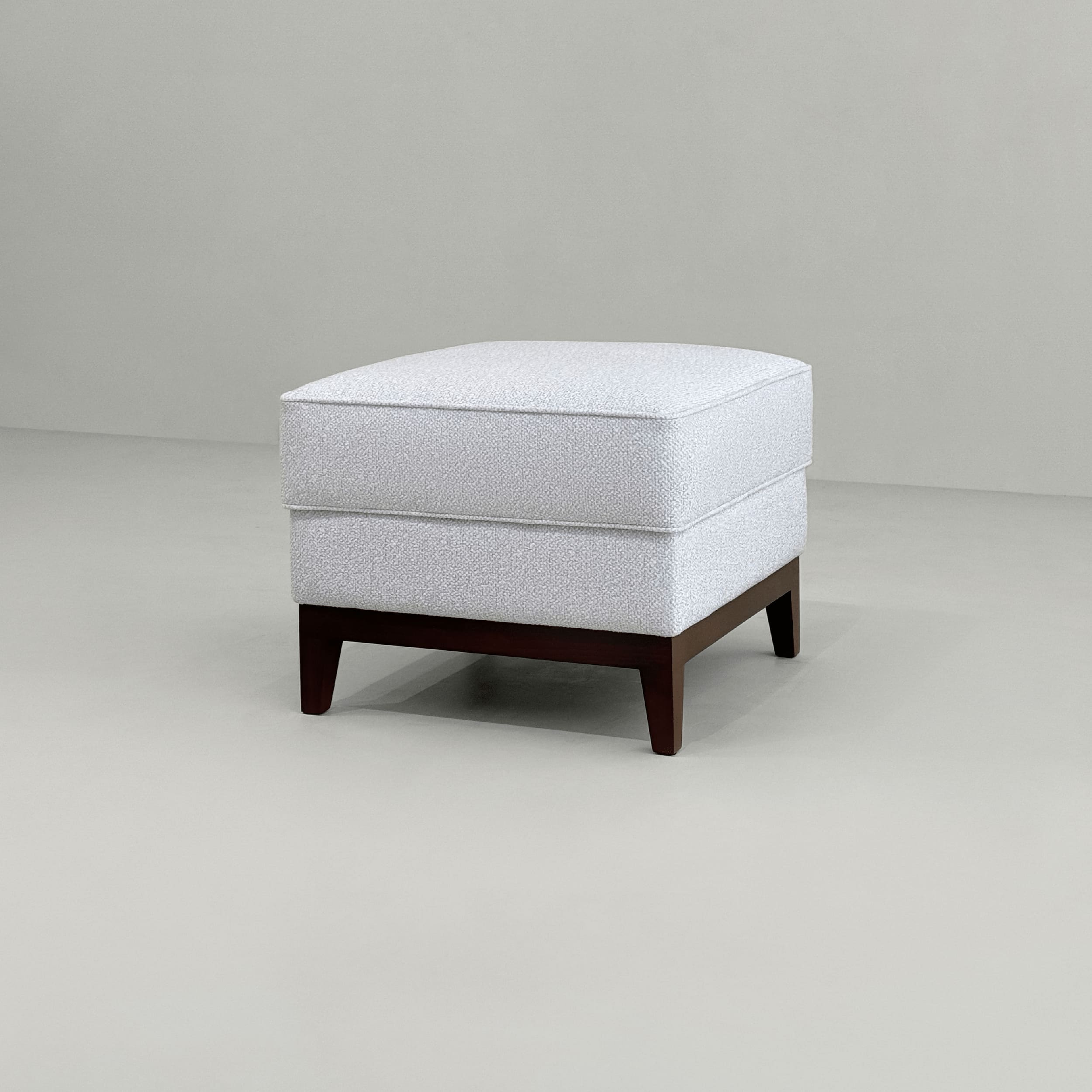 Пуф Стив на ножках в прихожую. Фото 5