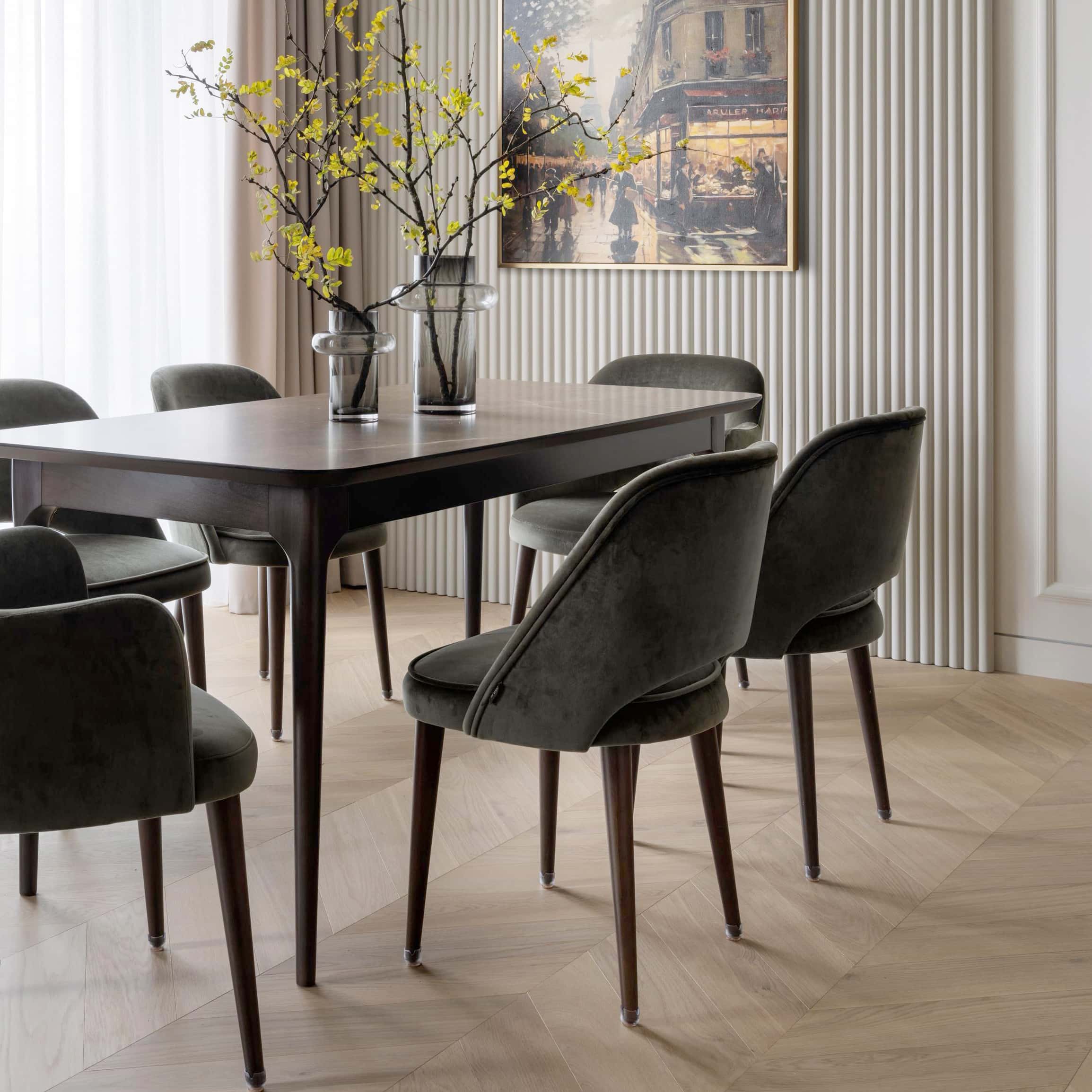 Обеденный стул Тайлер в интерьере в обивке: Art Vision Paddington 19, дизайн от: Наталья Кашкарёва. Фото 5