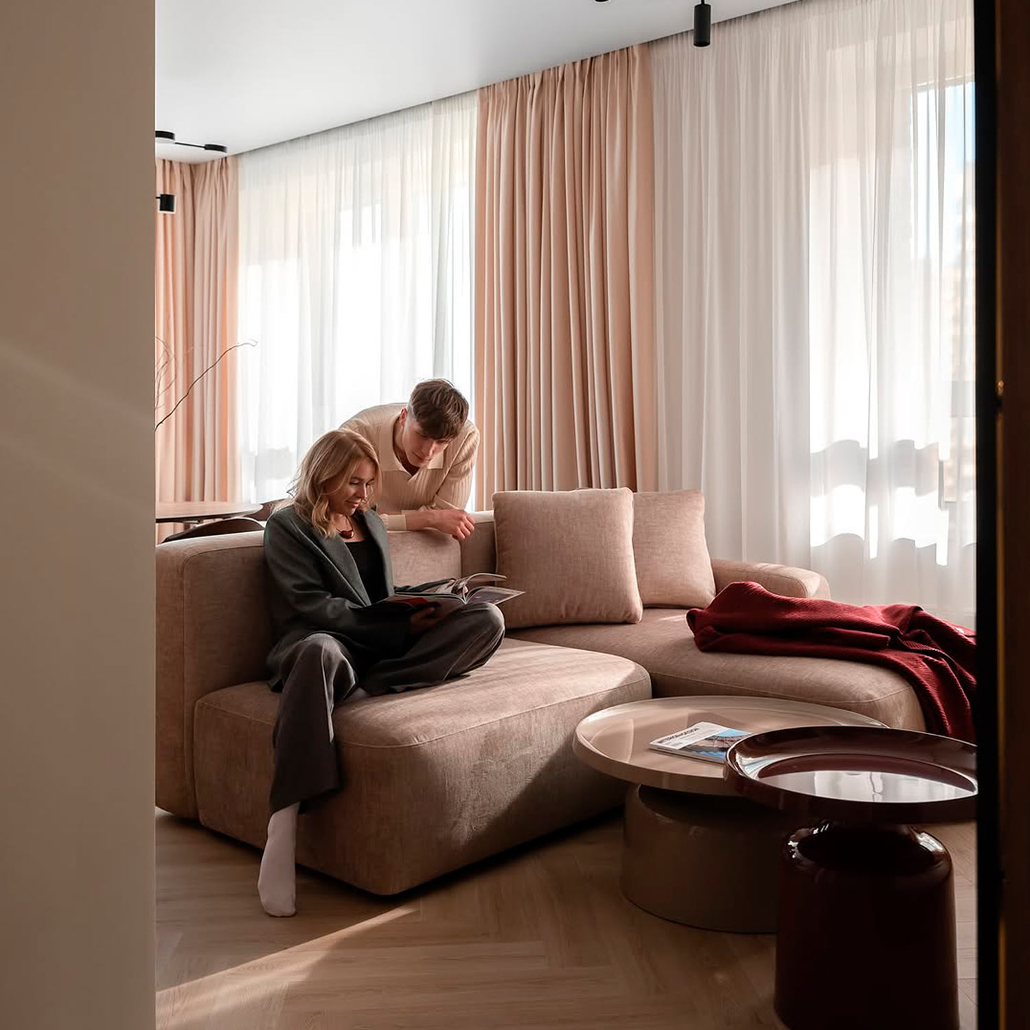 Диван Кермит в интерьере в обивке: Domiart Missoni 15 Cappuccino, дизайн от: Дарья Малаховская. Фото 12