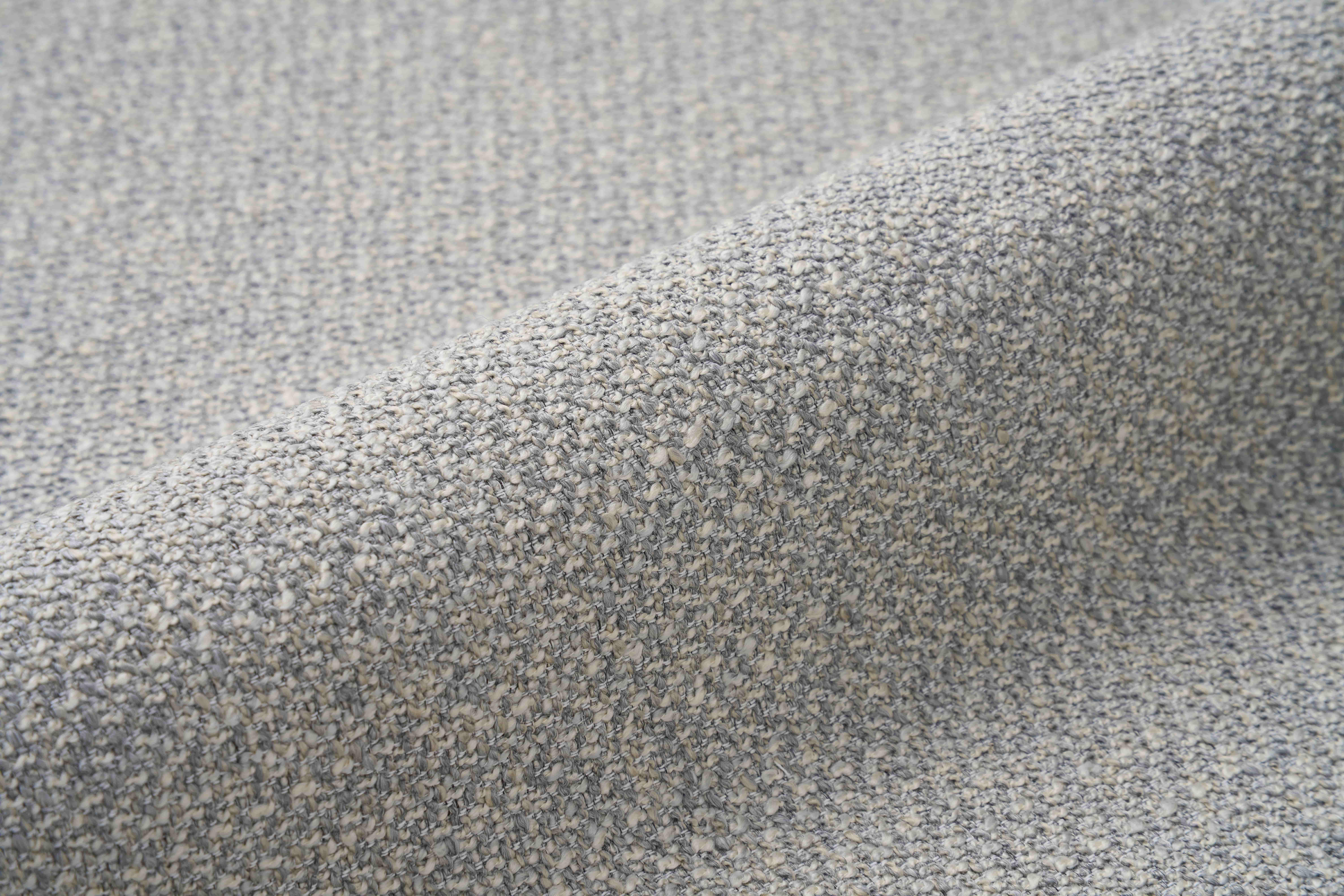 Что такое антивандальная ткань: каким диванам не страшны зубы и когти домашних питомцев