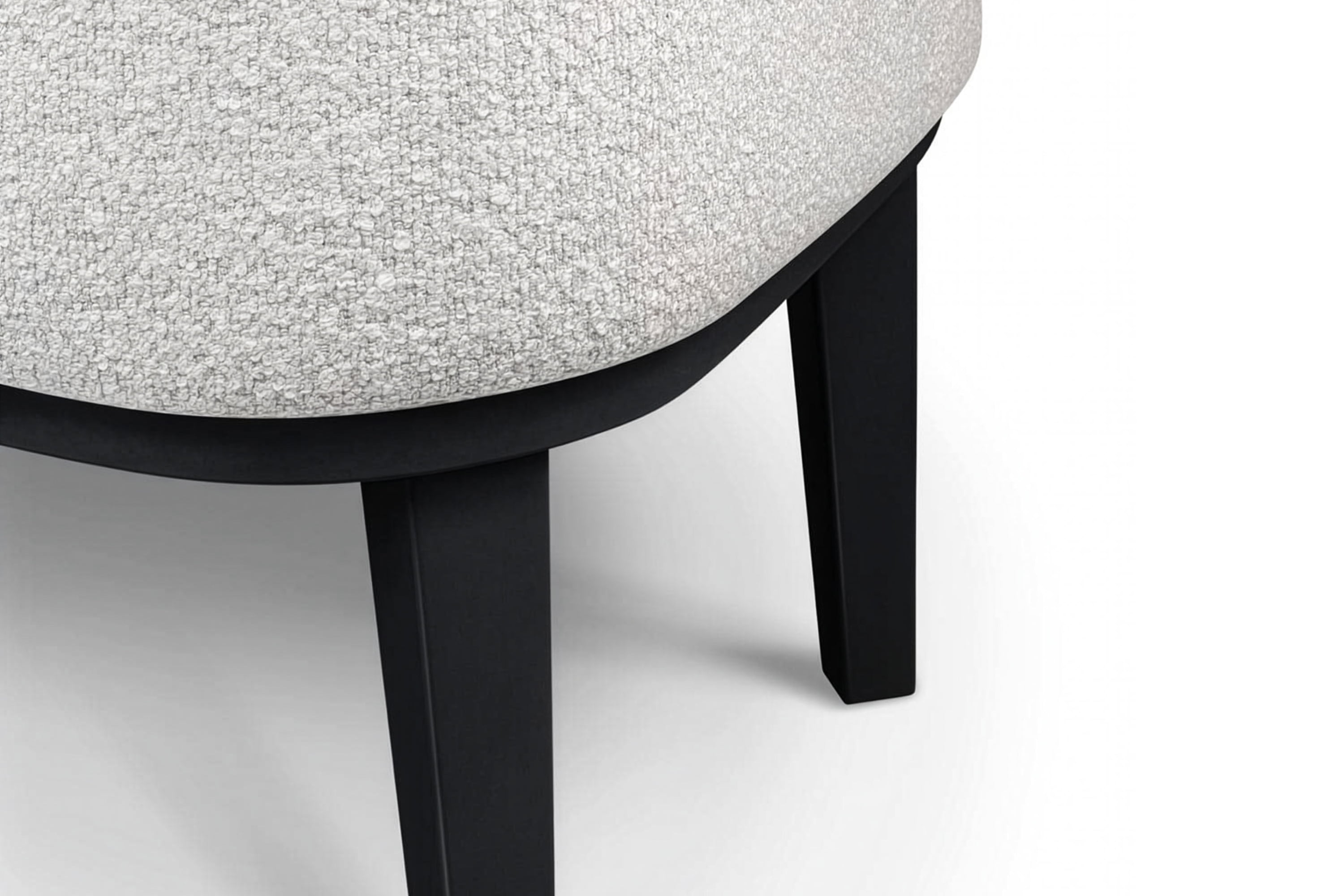 Пуф Марк на ножках . Фото 3