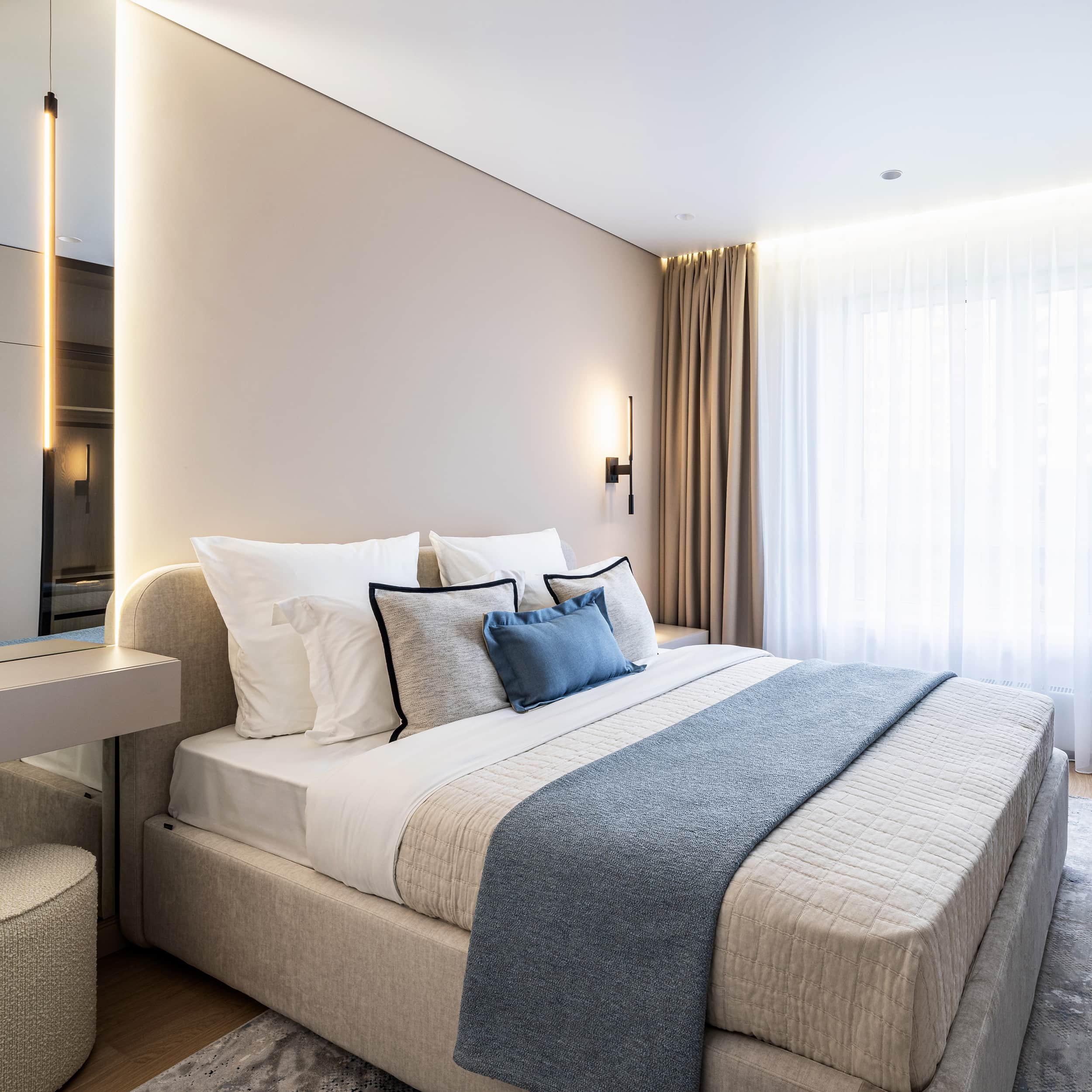 Кровать Бадди с подъемным механизмом в интерьере в обивке: Domiart Missoni 18 Feather, дизайн от: Виктория Сёмина. Фото 2