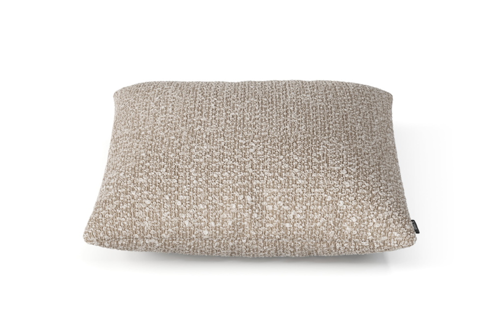 Квадратная декоративная подушка . Фото 3