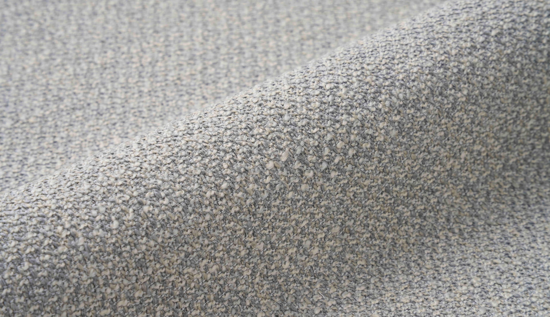 Модные диваны 2026 года: главные тренды, формы и цвета обивки